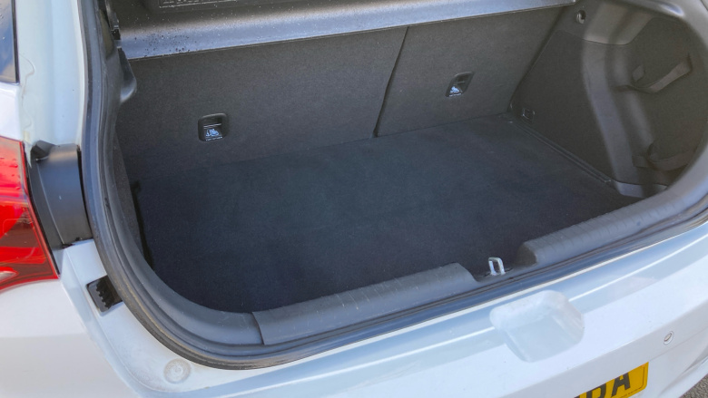 Hyundai i20 1.2 SE 5dr Petrol Hatchback